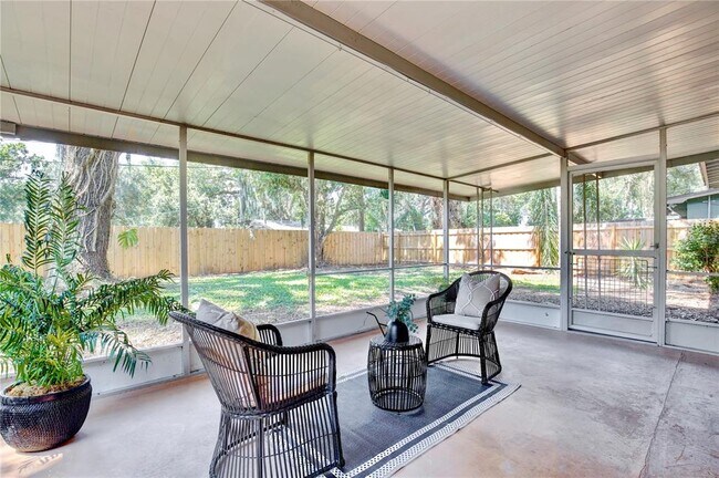 Building Photo - 2914 Lando Ln