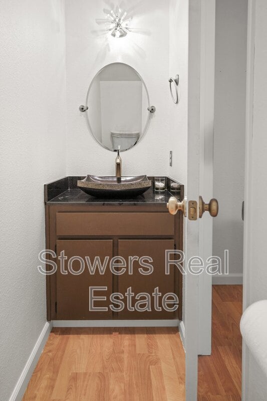 Building Photo - 1714 Parkside Dr