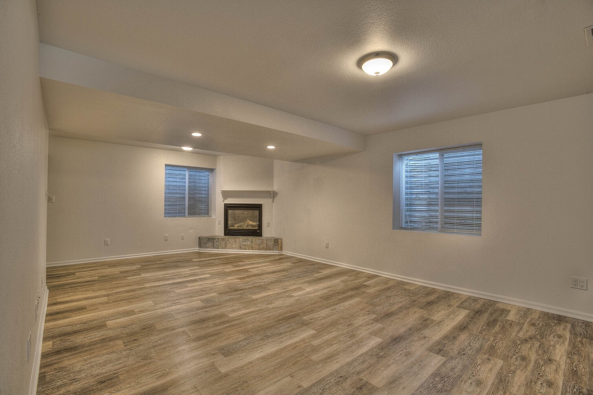 Building Photo - 624 26th St SW