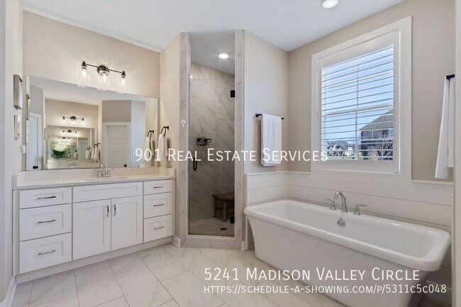 Building Photo - 5241 Madison Vly Ln