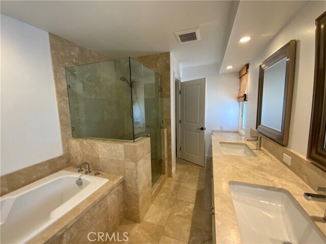 Building Photo - 2137 Channel Rd