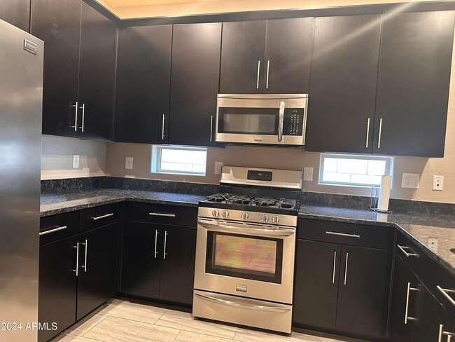 Building Photo - 3883 E Desert Broom Dr