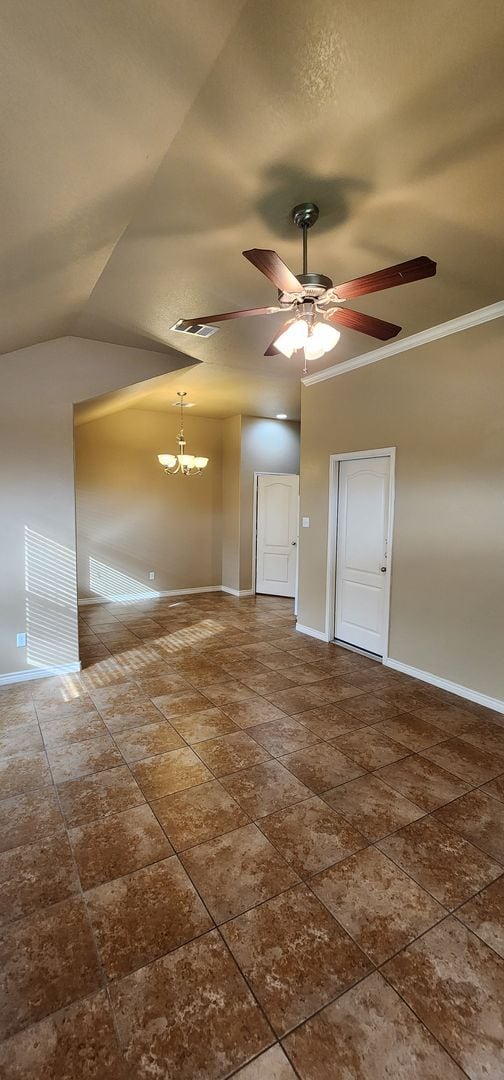 Building Photo - Beautiful 3 Bed, 2 Bath Duplex in Clear Creek Area - Viewable Now