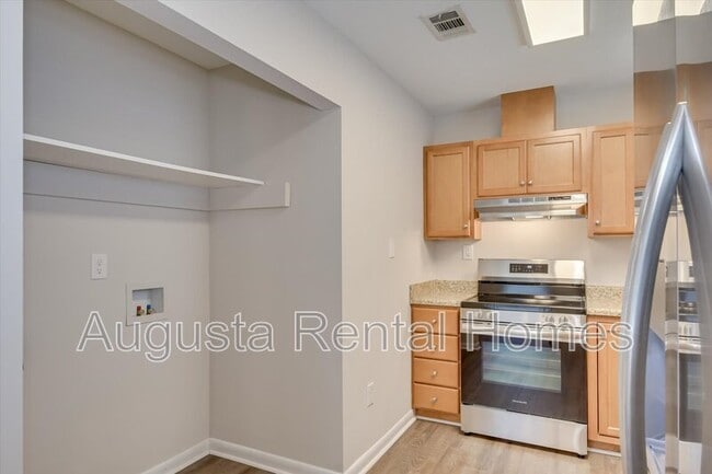 Building Photo - 3408 Princess Ct