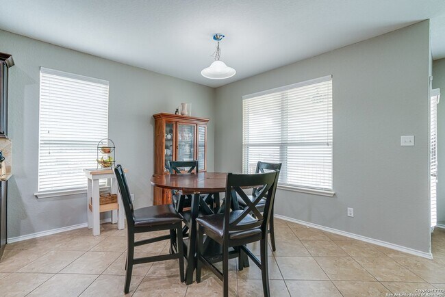 Building Photo - 12310 Red Maple Way
