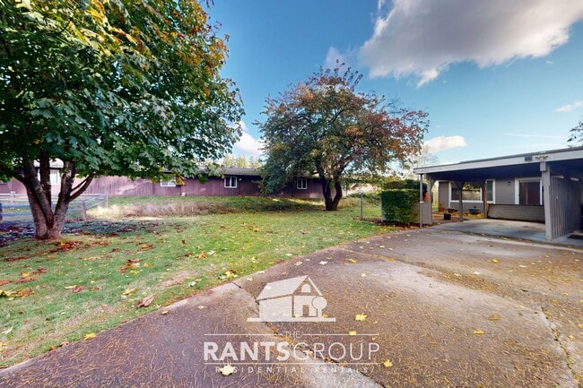 Building Photo - 850R -