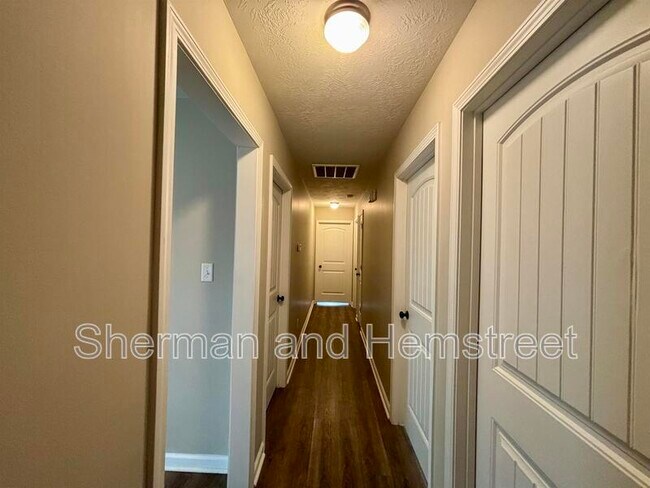 Building Photo - 1101 Grove Landing Ln