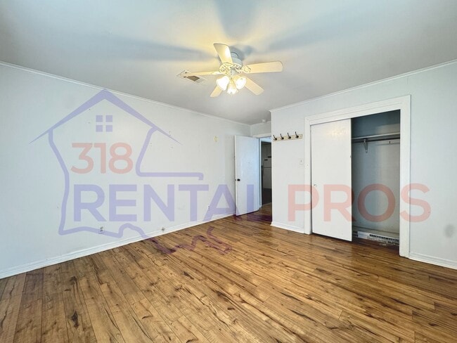 Building Photo - 209/211 W Virginia Ave. Duplex