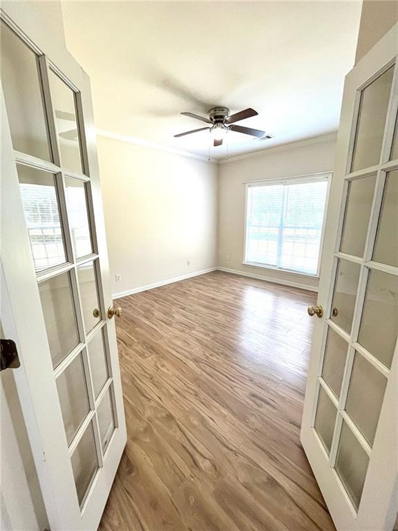 Building Photo - 570 Midhurst Pl