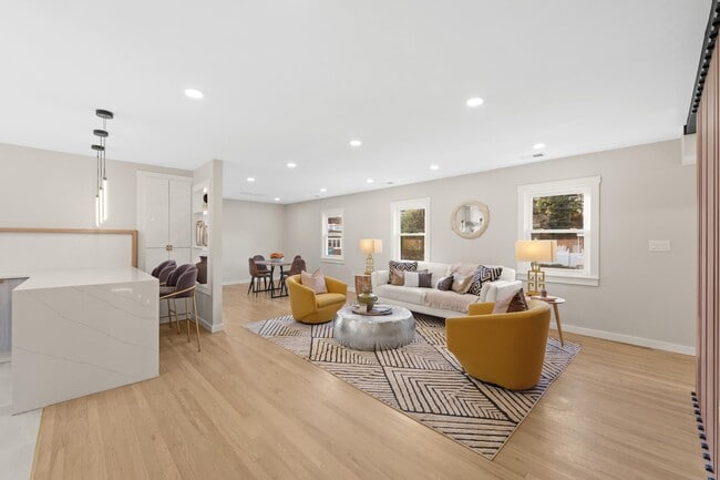 Building Photo - 312 Garfield Ave