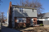 Building Photo - 906 Elm Ave