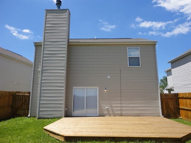 Building Photo - 5705 Valhalla Way