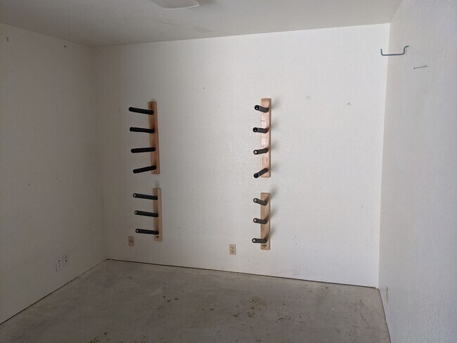 Building Photo - 2236 Cranesbill Pl