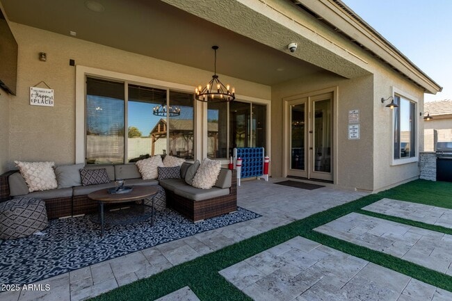 Building Photo - 8414 W Northview Ave