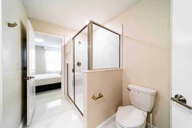 Building Photo - 2869 Bookmark Dr