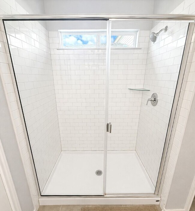 Building Photo - AVAILABLE MID MAY; APPLY TODAY ON OUR WEBSITE!!!