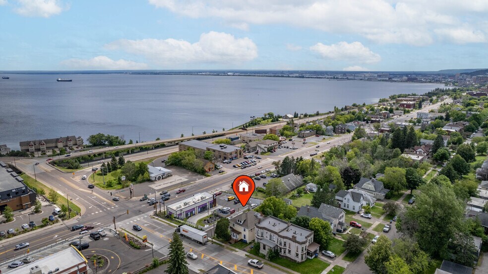 Building Photo - 313 S 21st Ave E