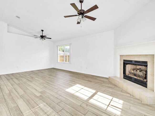 Building Photo - 763 Pearl Sand Dr