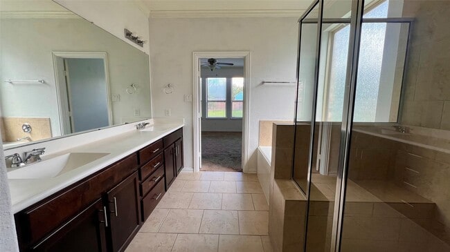 Building Photo - 10831 Wall Fern Way