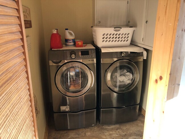 Building Photo - 344 Buckeye Rd