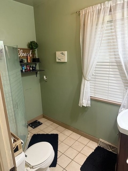 Building Photo - 480 Gooding St