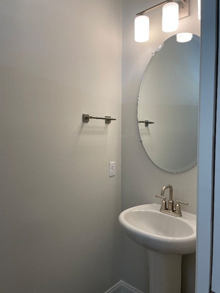 Powder Room - 12 Marlowe Way