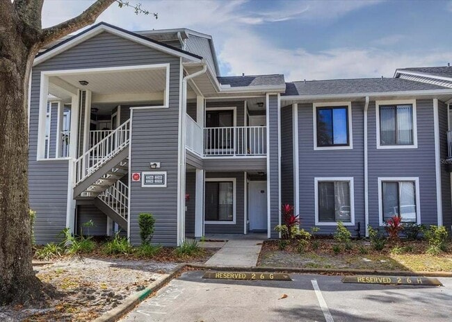 Building Photo - 2232 Stonington Ave