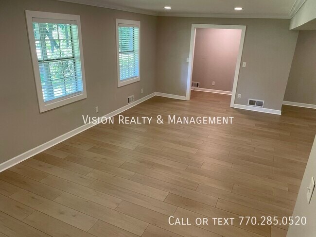 Building Photo - 4125 Flat Shoals Rd