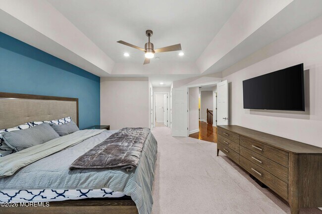 Building Photo - 2 Gonzalez Dr