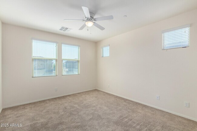 Building Photo - 14870 W Encanto Blvd