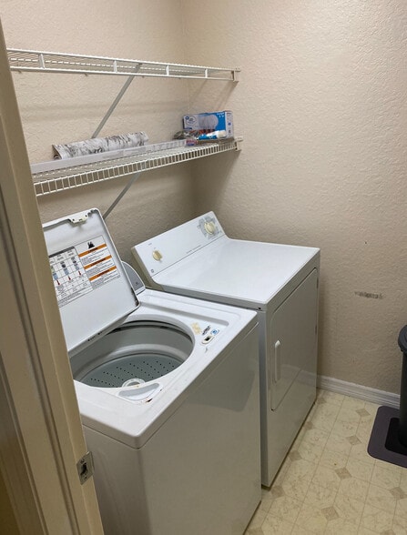 Utility rm - 4670 Saint Croix Ln