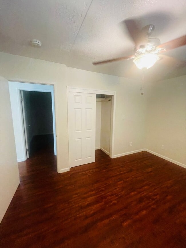 Building Photo - 9316001/51^^