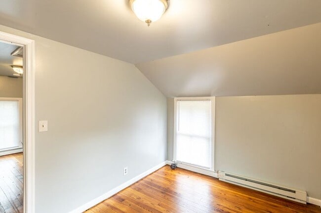 Building Photo - 5247 Alberene Rd