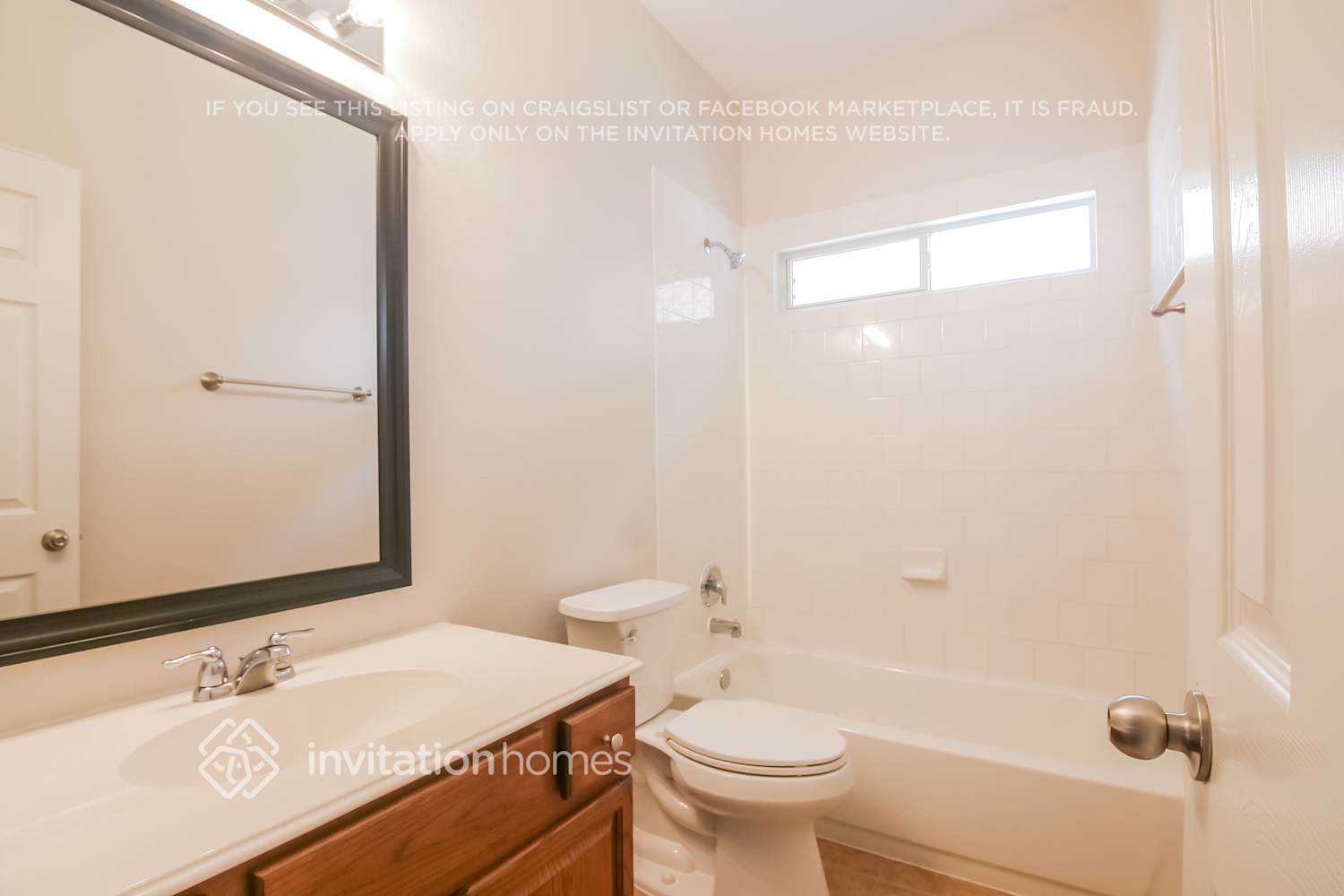Building Photo - 7063 Alcala
