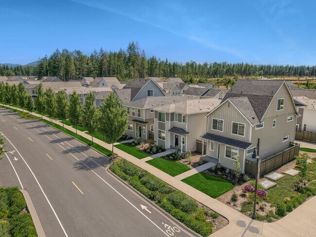 Building Photo - 33084 Ten Trails Pkwy