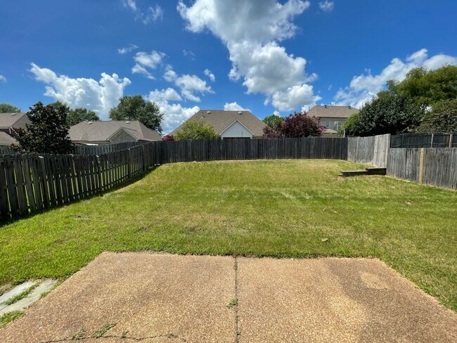 Building Photo - Dickens Place Subdivision