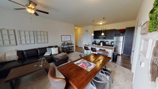 Building Photo - B2 | 2 Bed 2 Bath | 1239 sf | $2337 | 12 m...