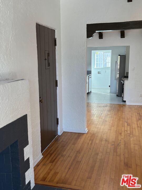 Building Photo - 2736 Cloverdale Ave