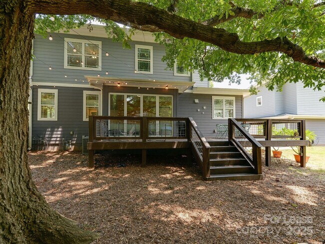 Building Photo - 3024 Yadkin Ave