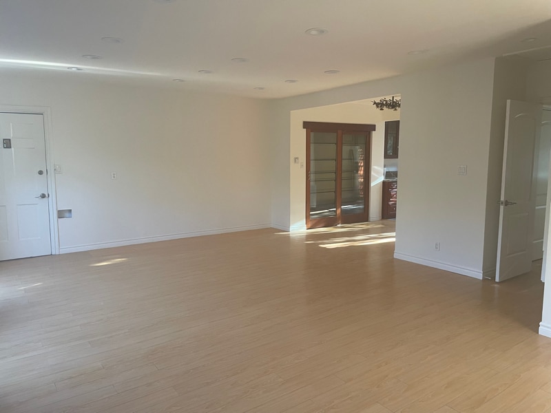 Building Photo - 8547 Airdrome St