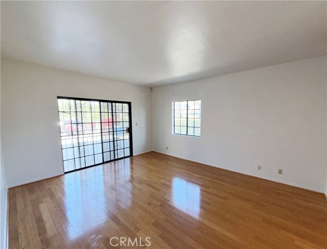 Building Photo - 1050 Mayflower Ave