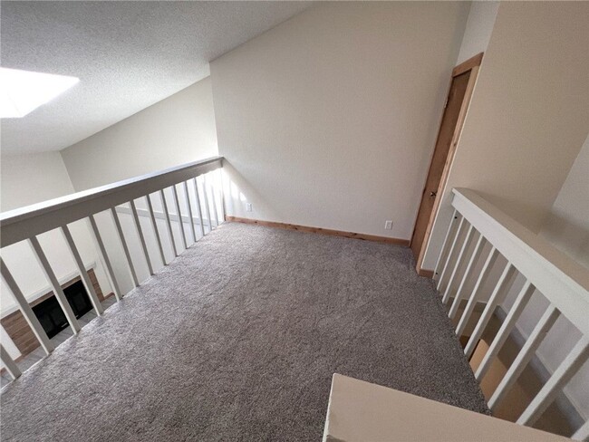Building Photo - Long Term Rental- Mountainside Condos E339