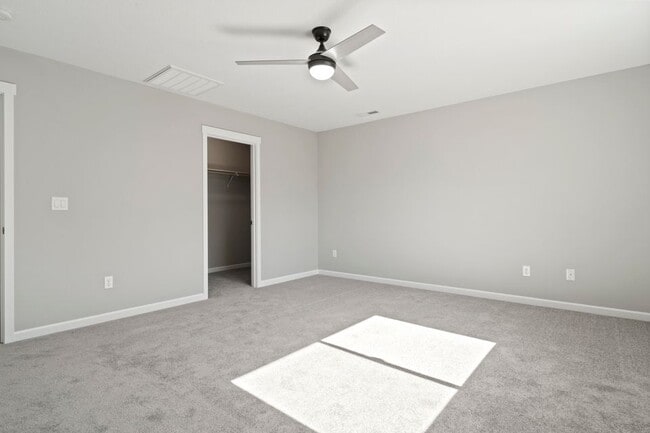 Building Photo - 1004 Brandon Way