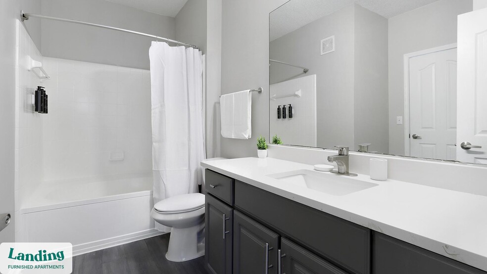 Building Photo - 100 Peyton Pl SW