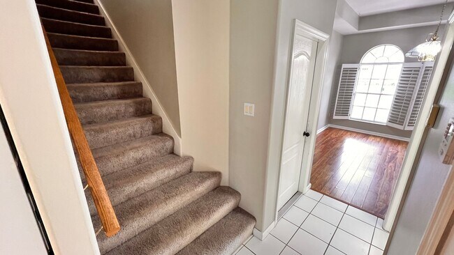 Building Photo - Spacious 4BR Home in Winter Springs | 2,874 Sq Ft | Pet-Friendly | Near Park & Playground