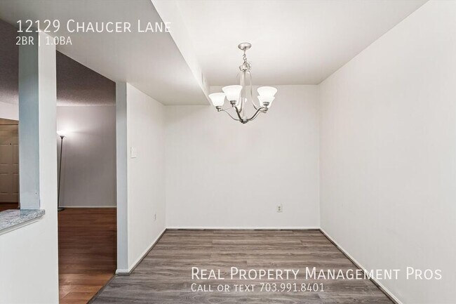 Building Photo - 12129 Chaucer Ln