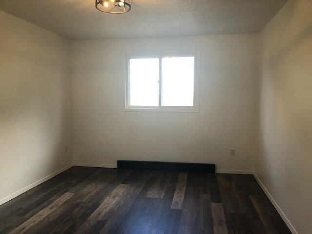 Building Photo - 2110 Frances St