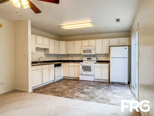 Building Photo - 4270 Williamsbrook Ln