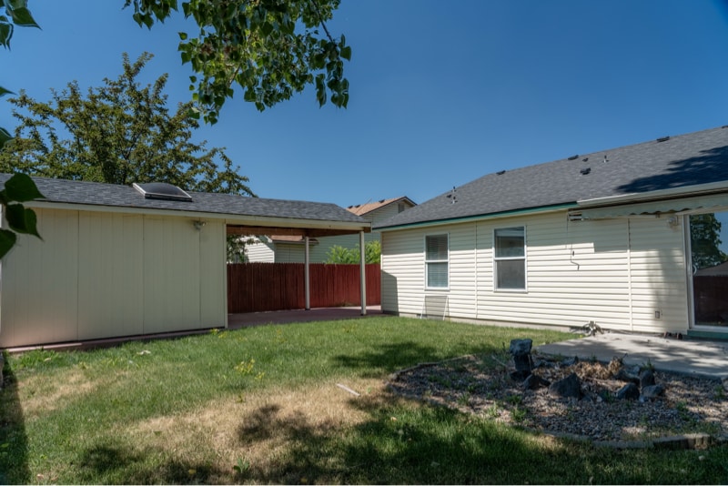 Building Photo - 11931 W Blueberry Ave