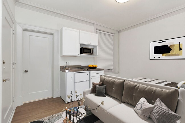 Primary Photo - 1369 Hyde